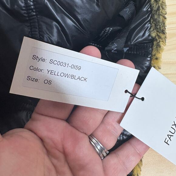 Adrienne Landau Womens One Size Faux Fur Scarf Neck Wrap Yellow Black Plaid - Picture 6 of 9